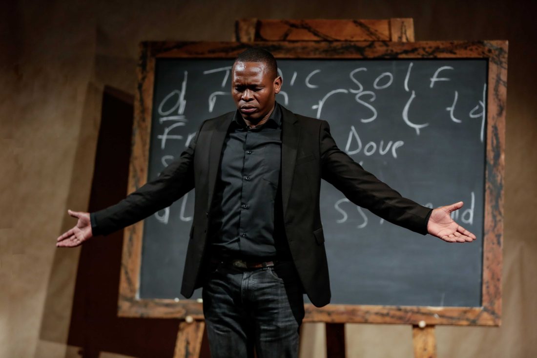 Portrait von Sbusiso Shozi.